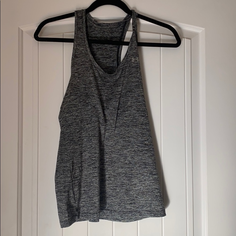 Athletic shirt